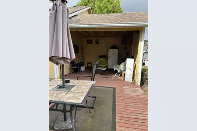 1010 NW Cazadero Ct, Estacada, OR 97023 - Photo 21