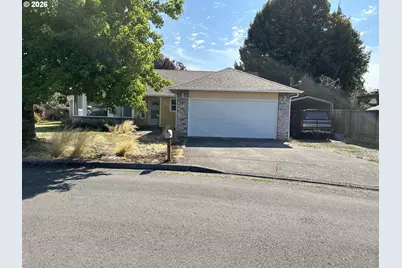 1010 NW Cazadero Ct, Estacada, OR 97023 - Photo 1