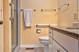 4238 NE 125th Pl, Portland, OR 97230 - Photo 11