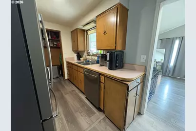 2320 20th St, Florence, OR 97439 - Photo 11