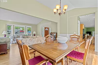 1083 SE Acacia Pl, Gresham, OR 97080 - Photo 13