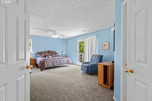 1083 SE Acacia Pl, Gresham, OR 97080 - Photo 33