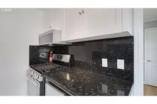 308 E 12th St, Vancouver, WA 98660 - Photo 17