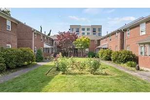 308 E 12th St, Vancouver, WA 98660 - Photo 3