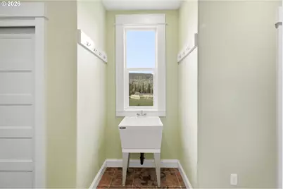 6001 Boneboro Rd, Mount Hood Prkdl, OR 97041 - Photo 17