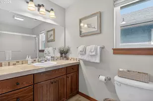 1061 S Columbia St, Seaside, OR 97138 - Photo 23