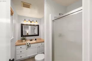 11800 NW 9th Ave, Vancouver, WA 98685 - Photo 17