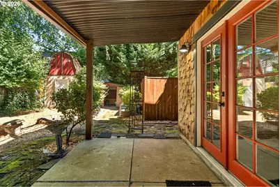 2817 NE Weidler St, Portland, OR 97232 - Photo 37