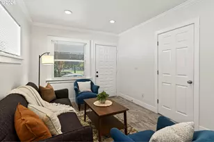 2817 NE Weidler St, Portland, OR 97232 - Photo 5