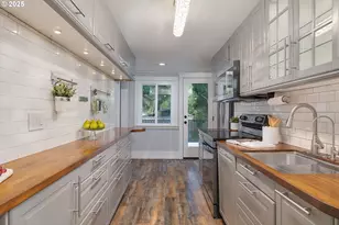 8116 SW 46th Ave, Portland, OR 97219 - Photo 29