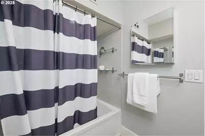 8116 SW 46th Ave, Portland, OR 97219 - Photo 35