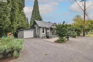 8116 SW 46th Ave, Portland, OR 97219 - Photo 9