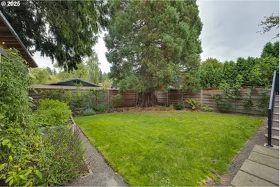 8116 SW 46th Ave, Portland, OR 97219 - Photo 19