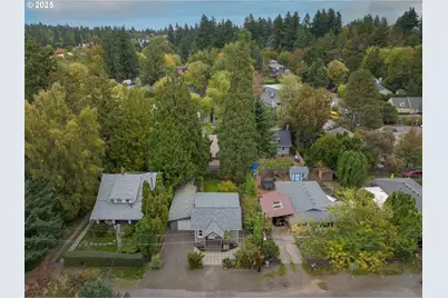 8116 SW 46th Ave, Portland, OR 97219 - Photo 3