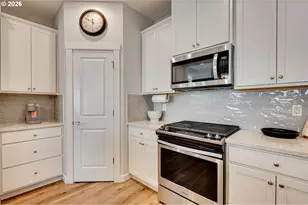 13731 NW 7th Pl, Vancouver, WA 98685 - Photo 5