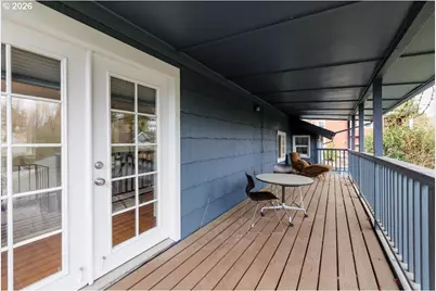 3827 SW Dolph Ct, Portland, OR 97219 - Photo 11