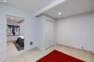 3827 SW Dolph Ct, Portland, OR 97219 - Photo 39