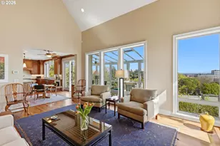 2107 SW Market St Dr, Portland, OR 97201 - Photo 9
