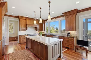 2107 SW Market St Dr, Portland, OR 97201 - Photo 17