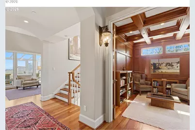 2107 SW Market Street Dr, Portland, OR 97201 - Photo 3