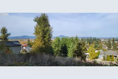 1 Queens Ave #1, Creswell, OR 97426 - Photo 13