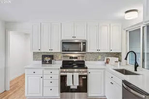 20375 SW Deline St, Beaverton, OR 97078 - Photo 9