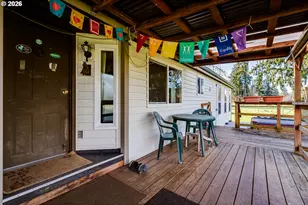 85551 Dilley Ln, Eugene, OR 97405 - Photo 13