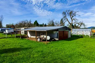 85551 Dilley Ln, Eugene, OR 97405 - Photo 7