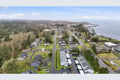 570 7th Ct, Warrenton, OR 97121 - Photo 11