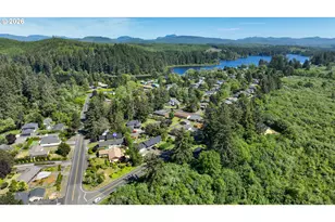 33666 Cullaby Lake Ln, Warrenton, OR 97146 - Photo 41