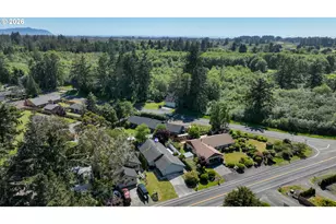 33666 Cullaby Lake Ln, Warrenton, OR 97146 - Photo 39