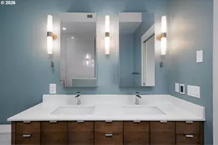 1310 NW Naito Pkwy, Portland, OR 97209 - Photo 29