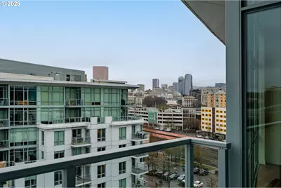 1310 NW Naito Pkwy #1002A, Portland, OR 97209 - Photo 31