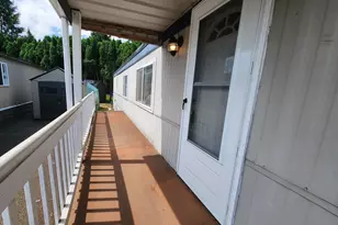 620 SE 2nd Ave, Canby, OR 97013 - Photo 3