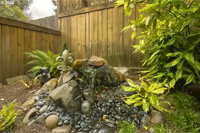 13090 SW Madison Ct, Beaverton, OR 97008 - Photo 35