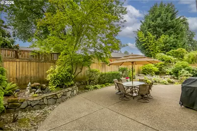 13090 SW Madison Ct, Beaverton, OR 97008 - Photo 33