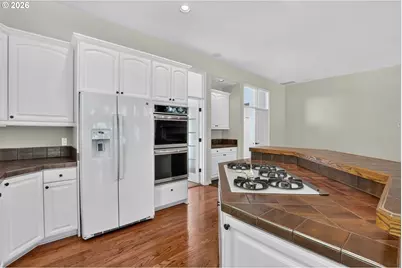 285 SE Avondale Way, Gresham, OR 97080 - Photo 15