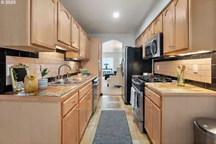 417 Harris Ln, Oregon City, OR 97045 - Photo 9