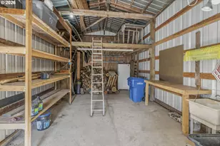 202 Waters Rd, Castle Rock, WA 98611 - Photo 17