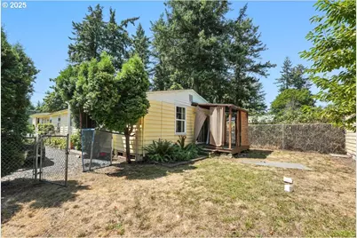 18427 SE Yamhill St, Gresham, OR 97233 - Photo 5