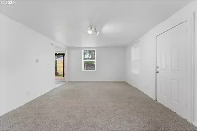 18427 SE Yamhill St, Gresham, OR 97233 - Photo 35