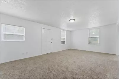 18427 SE Yamhill St, Gresham, OR 97233 - Photo 21