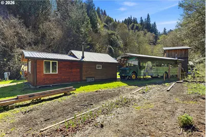 93044 Poplar Ln, Coos Bay, OR 97420 - Photo 45