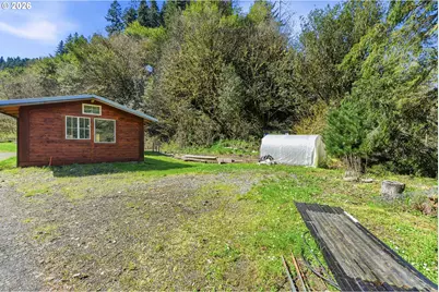 93044 Poplar Ln, Coos Bay, OR 97420 - Photo 43