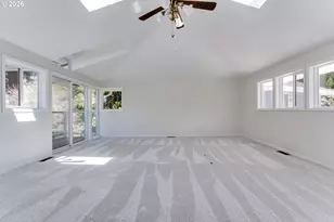 91082 Leashore Dr, Vida, OR 97488 - Photo 31