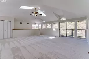 91082 Leashore Dr, Vida, OR 97488 - Photo 29