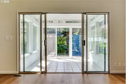 91082 Leashore Dr, Vida, OR 97488 - Photo 15