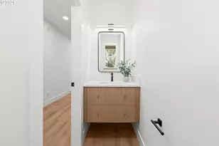 619 E Heintz, Molalla, OR 97038 - Photo 31