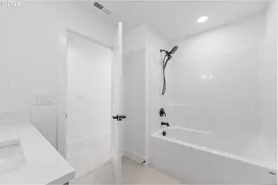 619 E Heintz, Molalla, OR 97038 - Photo 21