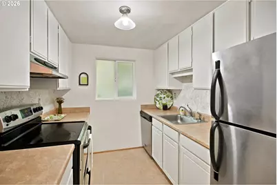 4059 Donald St #H, Eugene, OR 97405 - Photo 7